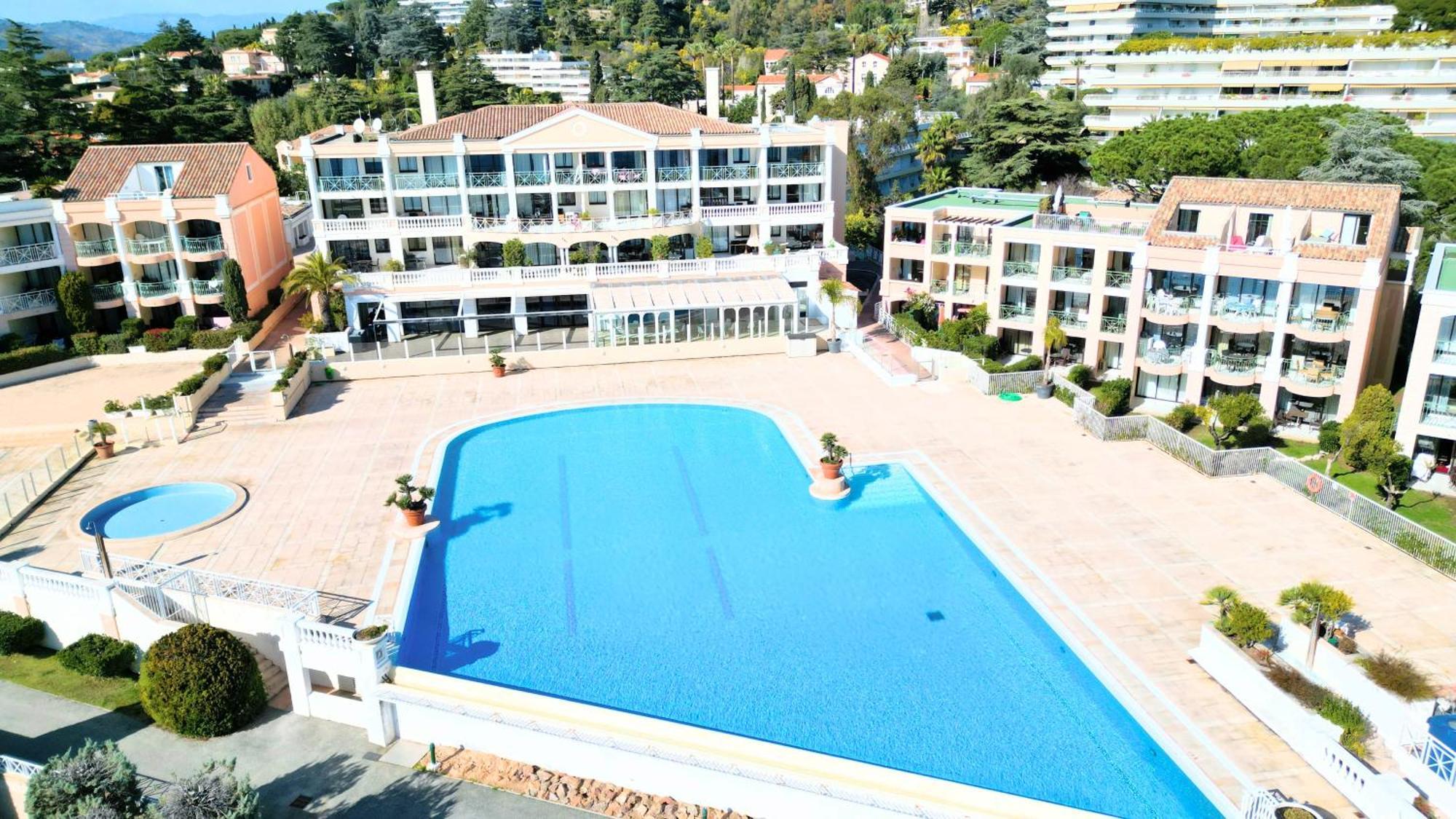 Appartement 0321, Piscine - Parking - Proche Plages - Palmazur Vacances Кан Екстериор снимка